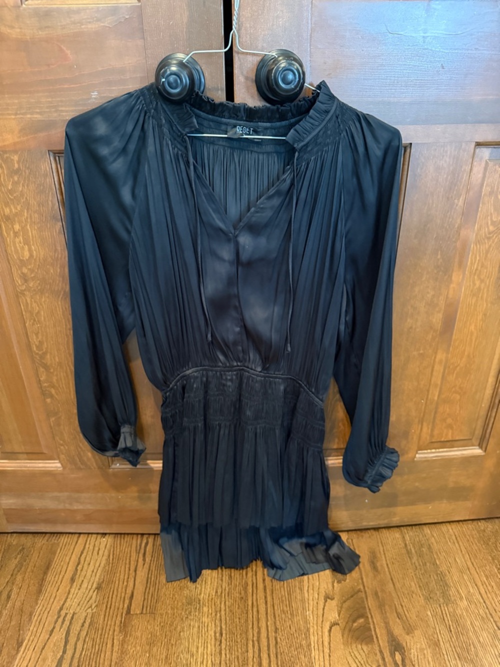 Black Pleated Long Sleeve Dress